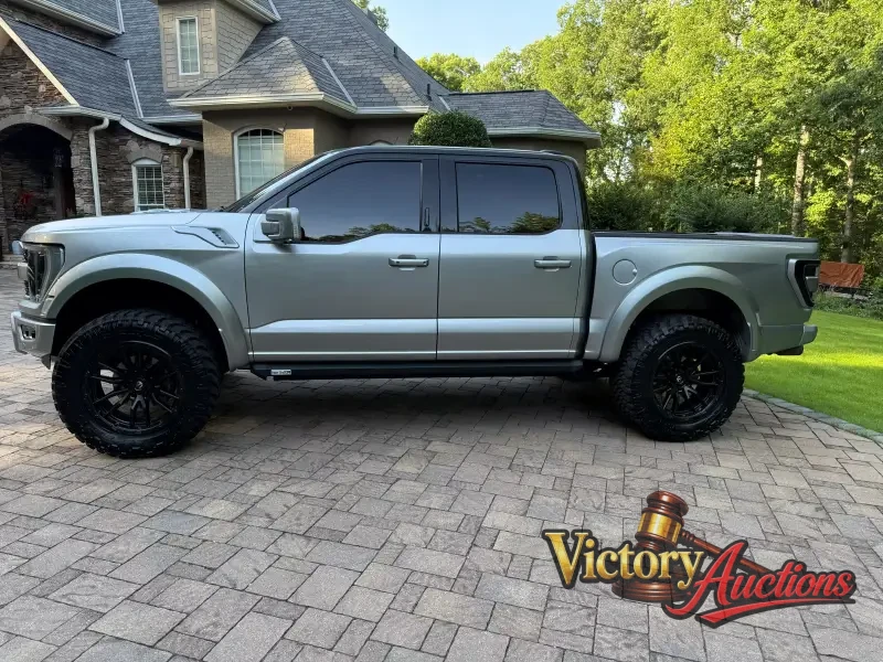2021 Ford F150 SuperCrew Cab Raptor photo 4