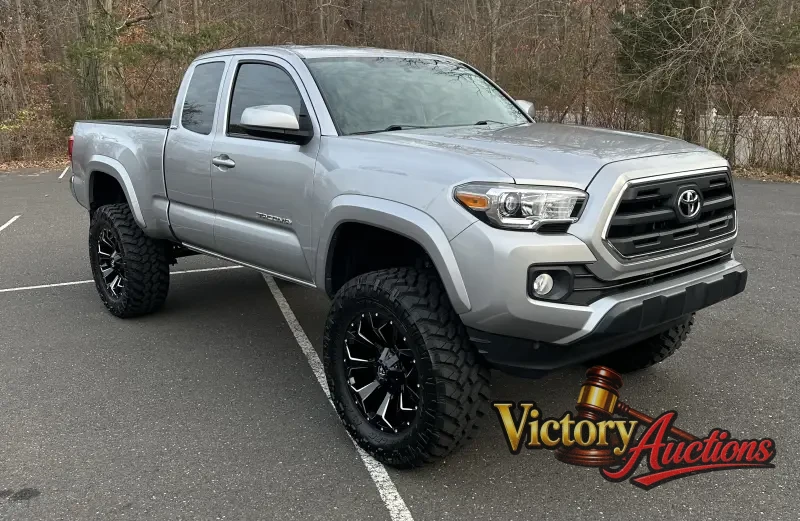 2016 Toyota Tacoma Access Cab SR5 photo 14