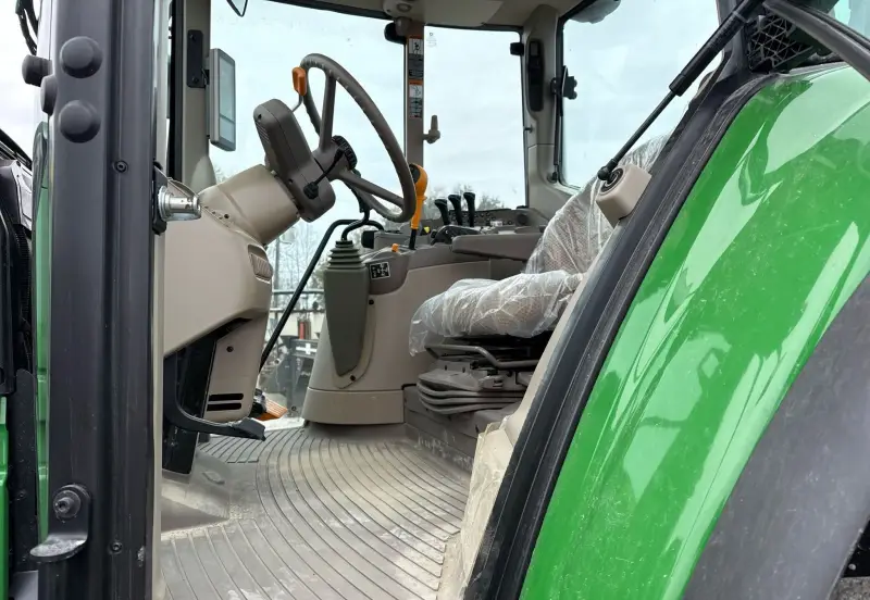 2022 John Deere 6155M photo 38