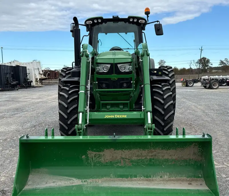2022 John Deere 6155M photo 2