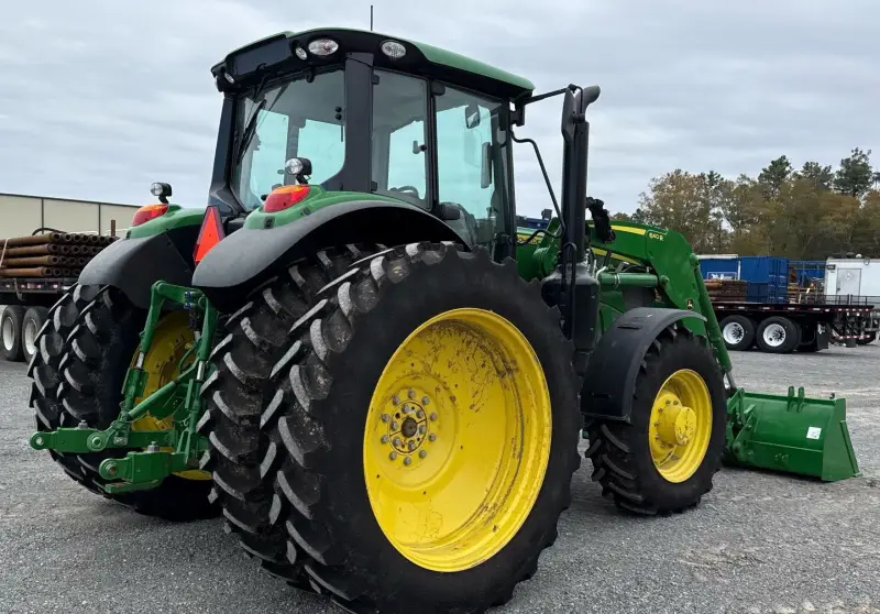 2022 John Deere 6155M photo 5