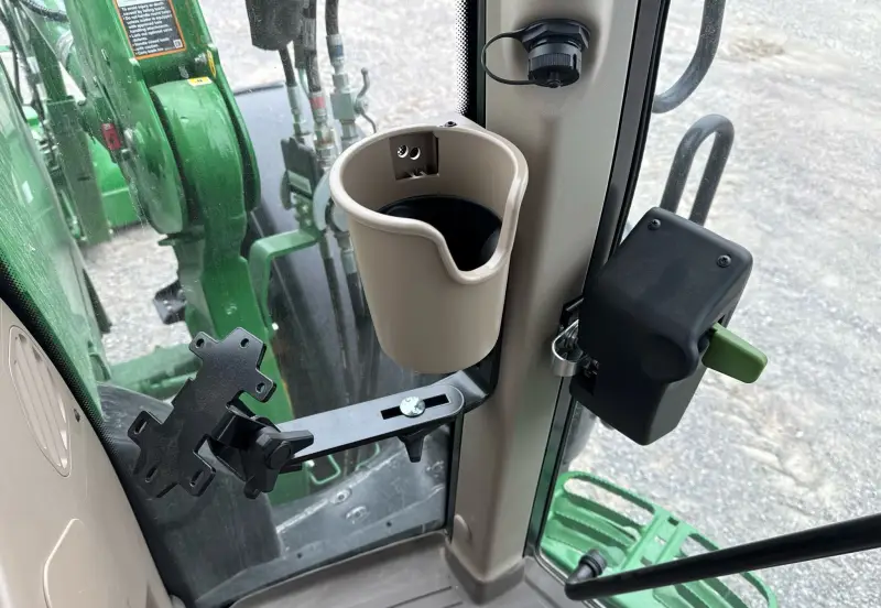 2022 John Deere 6155M photo 56