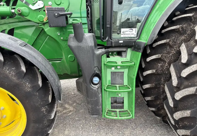 2022 John Deere 6155M photo 9