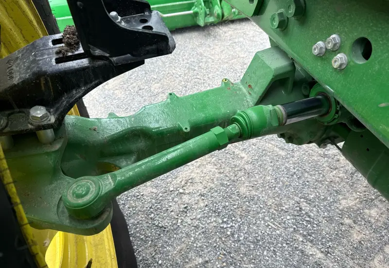 2022 John Deere 6155M photo 10