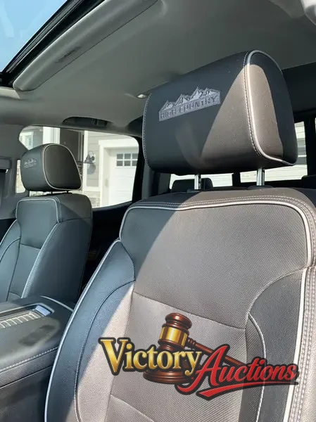 2019 Chevrolet Silverado 3500 HD Crew Cab High Country photo 13