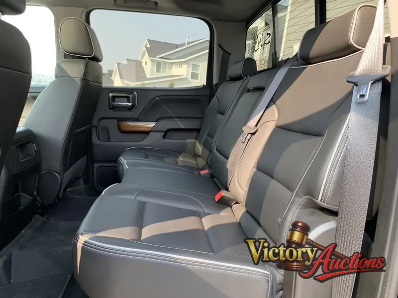 2019 Chevrolet Silverado 3500 HD Crew Cab High Country photo 12