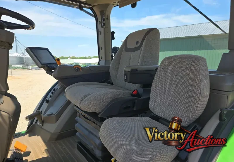2022 John Deere 8R410 photo 36