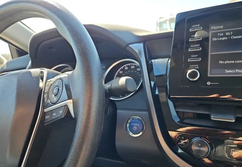 2022 Toyota Camry photo 18