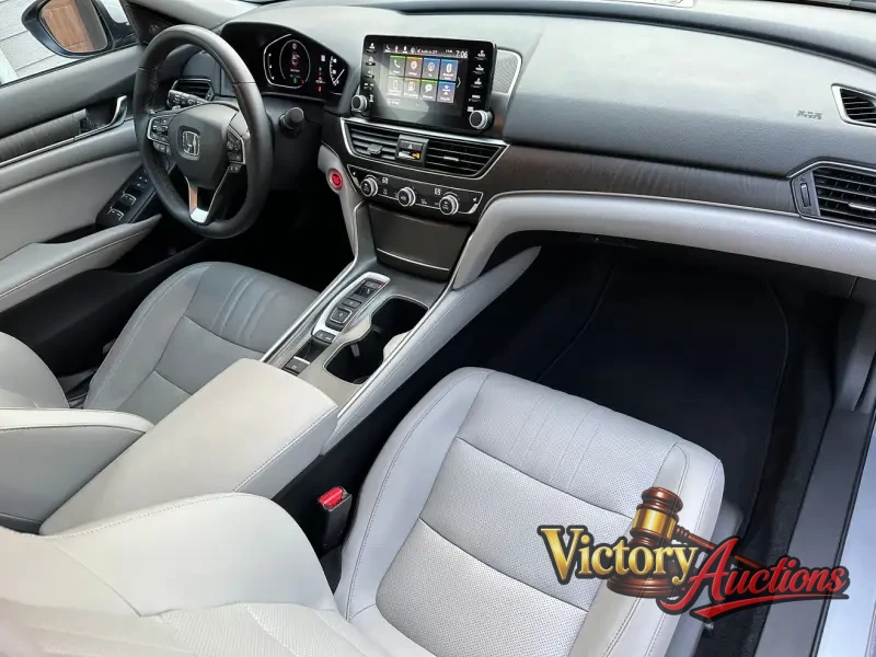 2018 Honda Accord EX-L photo 13