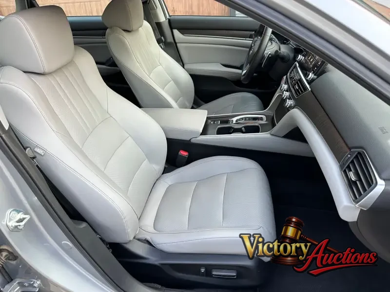 2018 Honda Accord EX-L photo 14