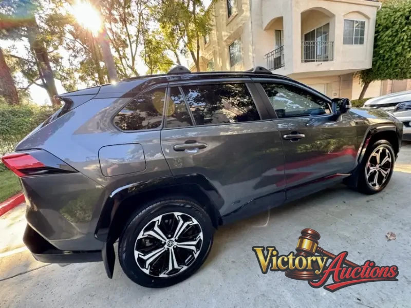 2022 Toyota RAV4  XSE photo 23