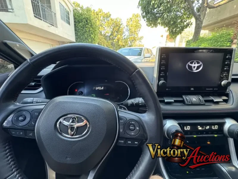 2022 Toyota RAV4  XSE photo 12